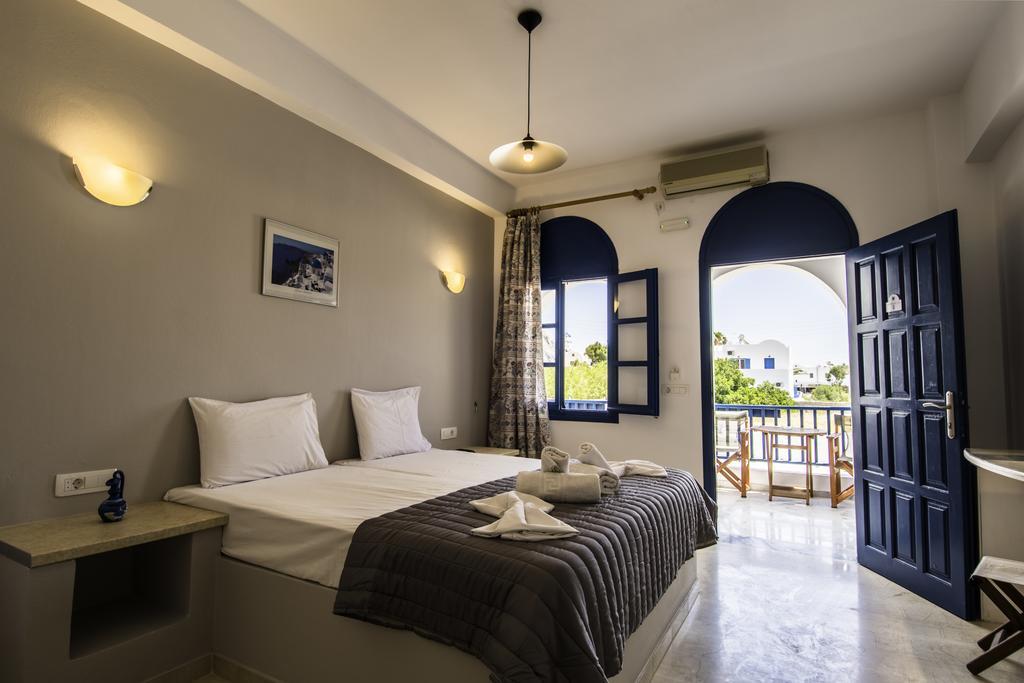 Katefiani Villas Perissa  Exteriör bild